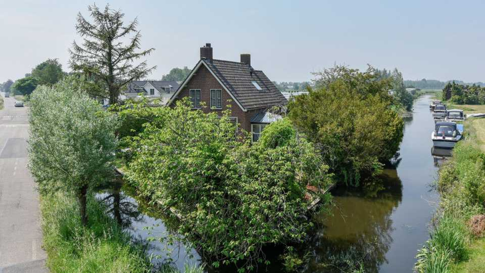 Sprinter Dylan Groenewegen koopt zeer leuk huis in Vinkeveen.