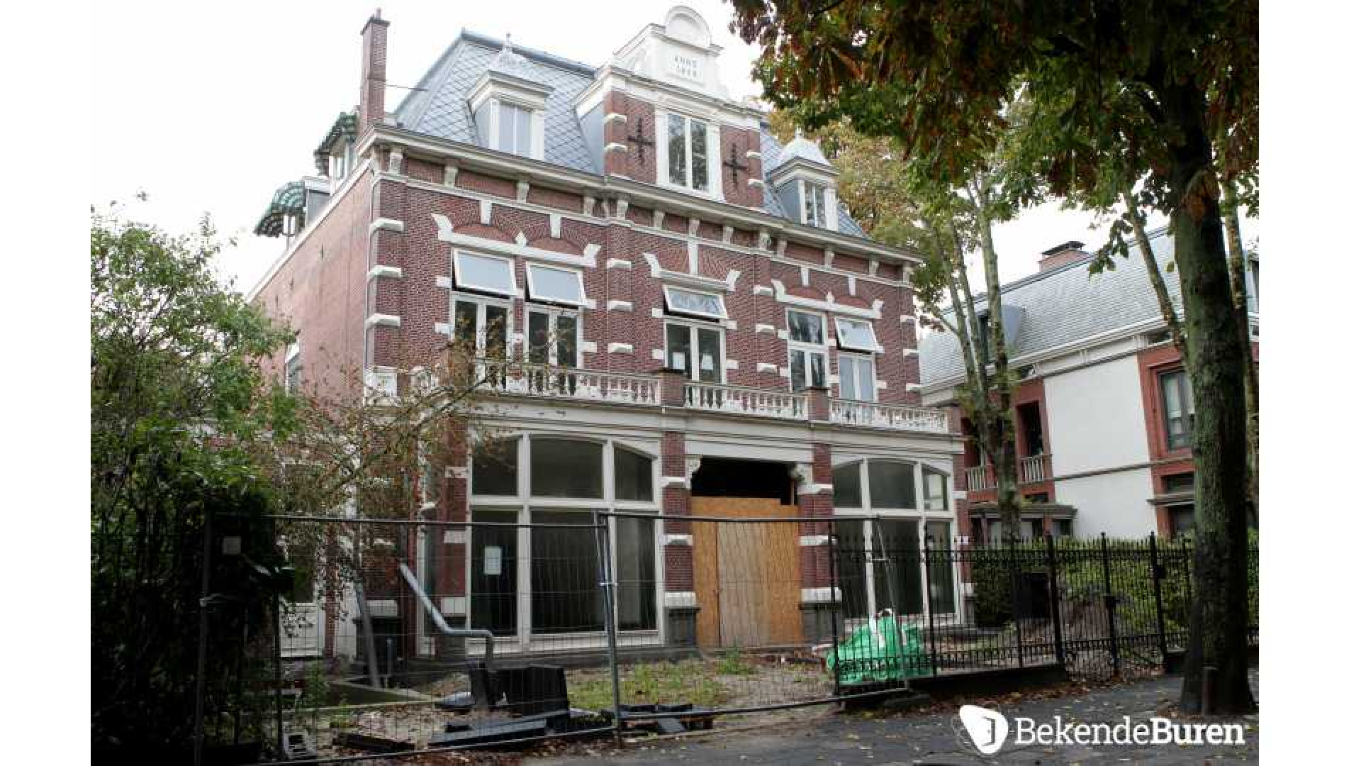 In dit miljoenen droompand gaat Anna Nooshin eindelijk wonen. 8