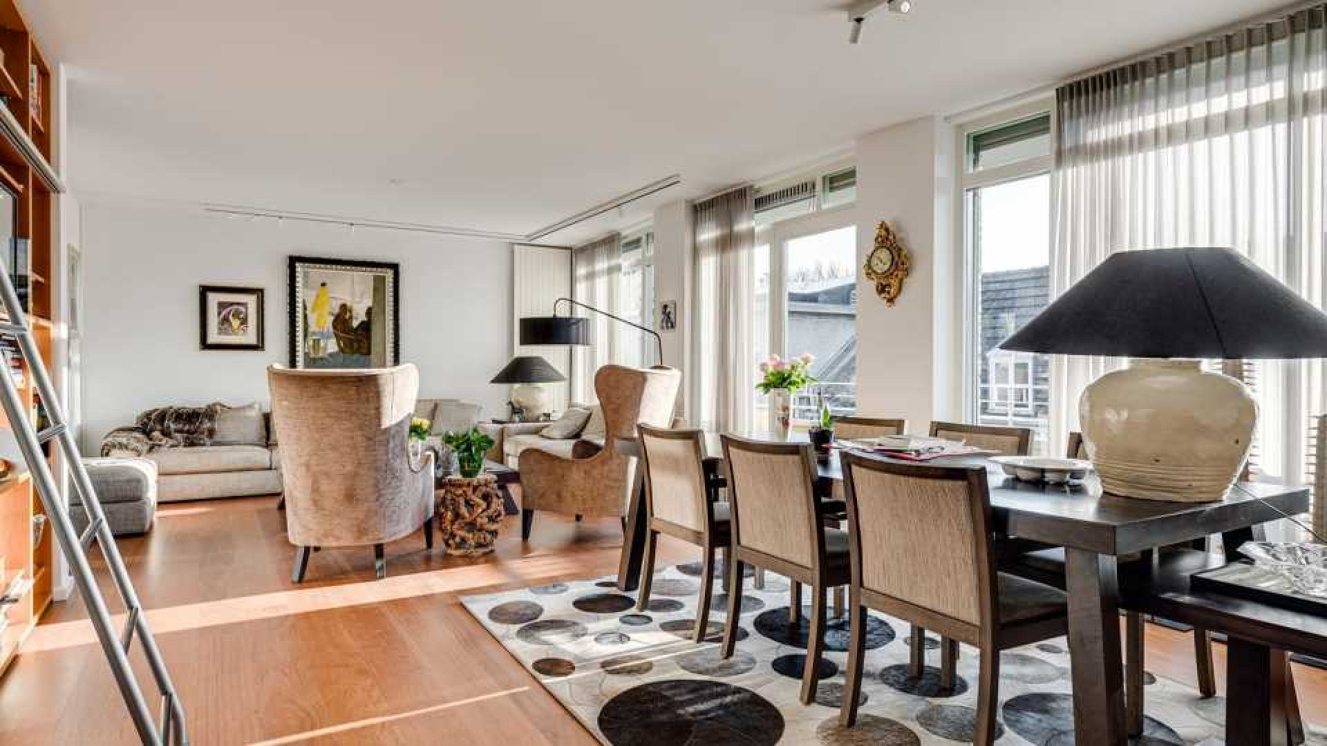 Albert Verlinde en man Onno Hoes verkopen hun appartement. 6