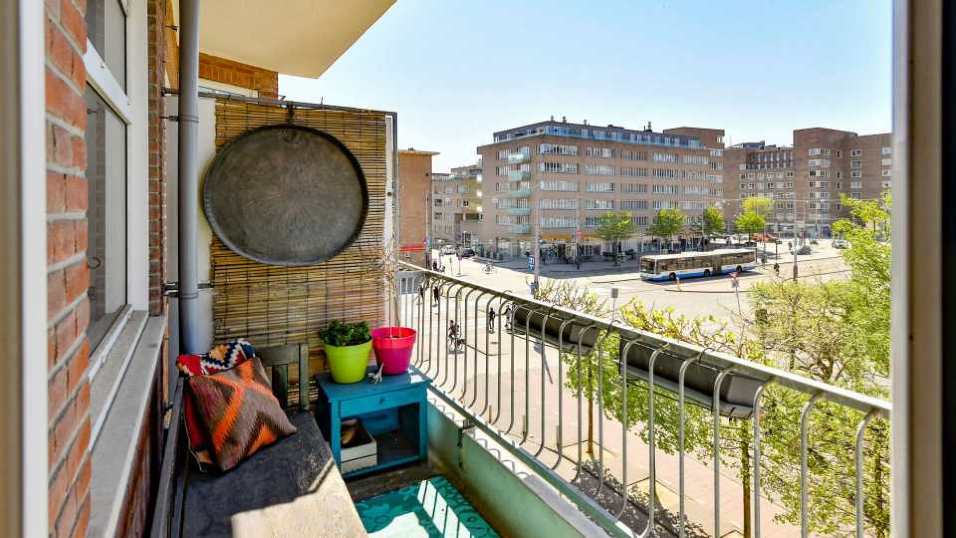 Arie Boomsma haalt zijn appartement uit de verkoop. 10