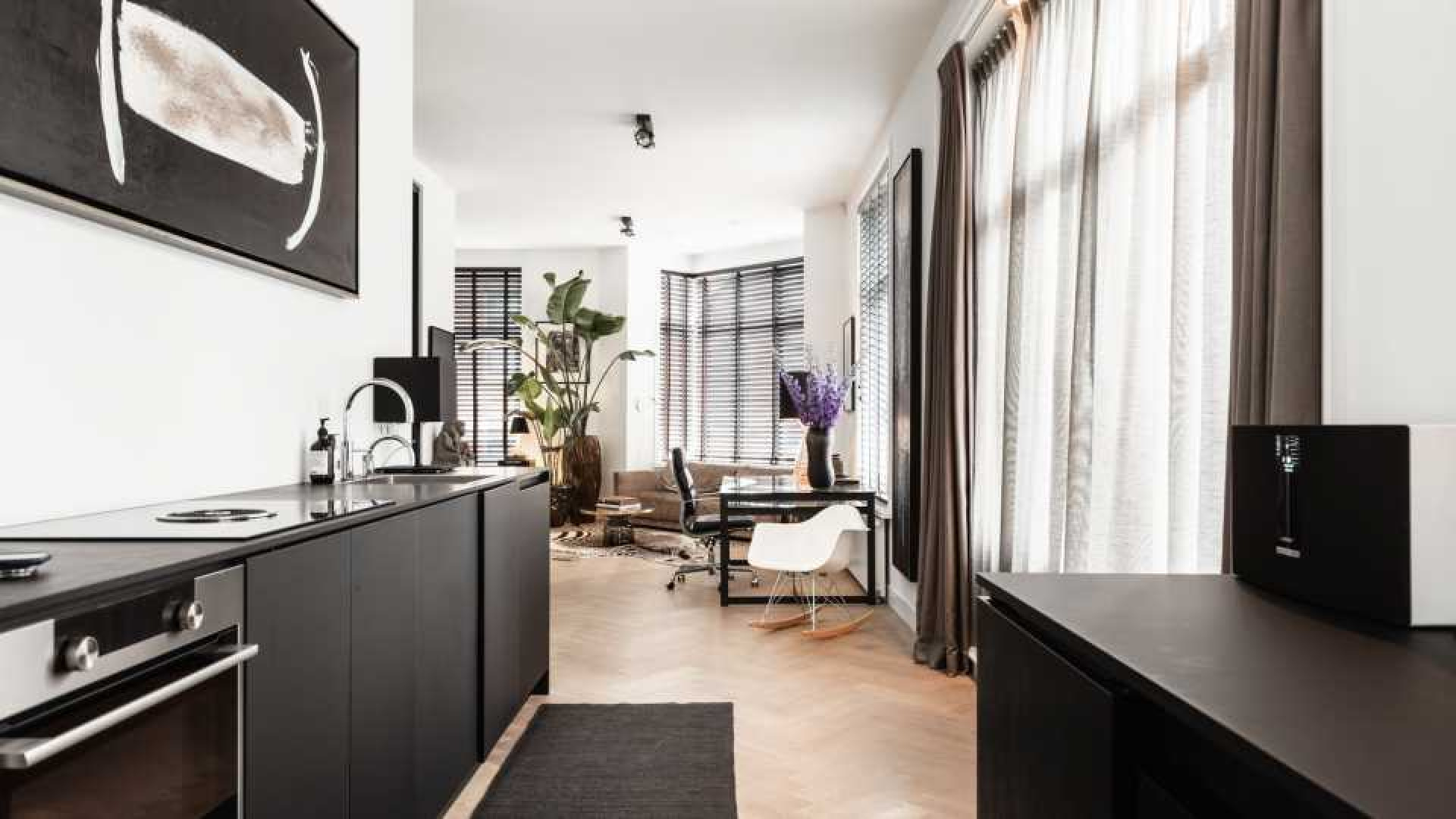 Leco van Zadelhoff zet zijn luxe dubbele bovenhuis te koop.