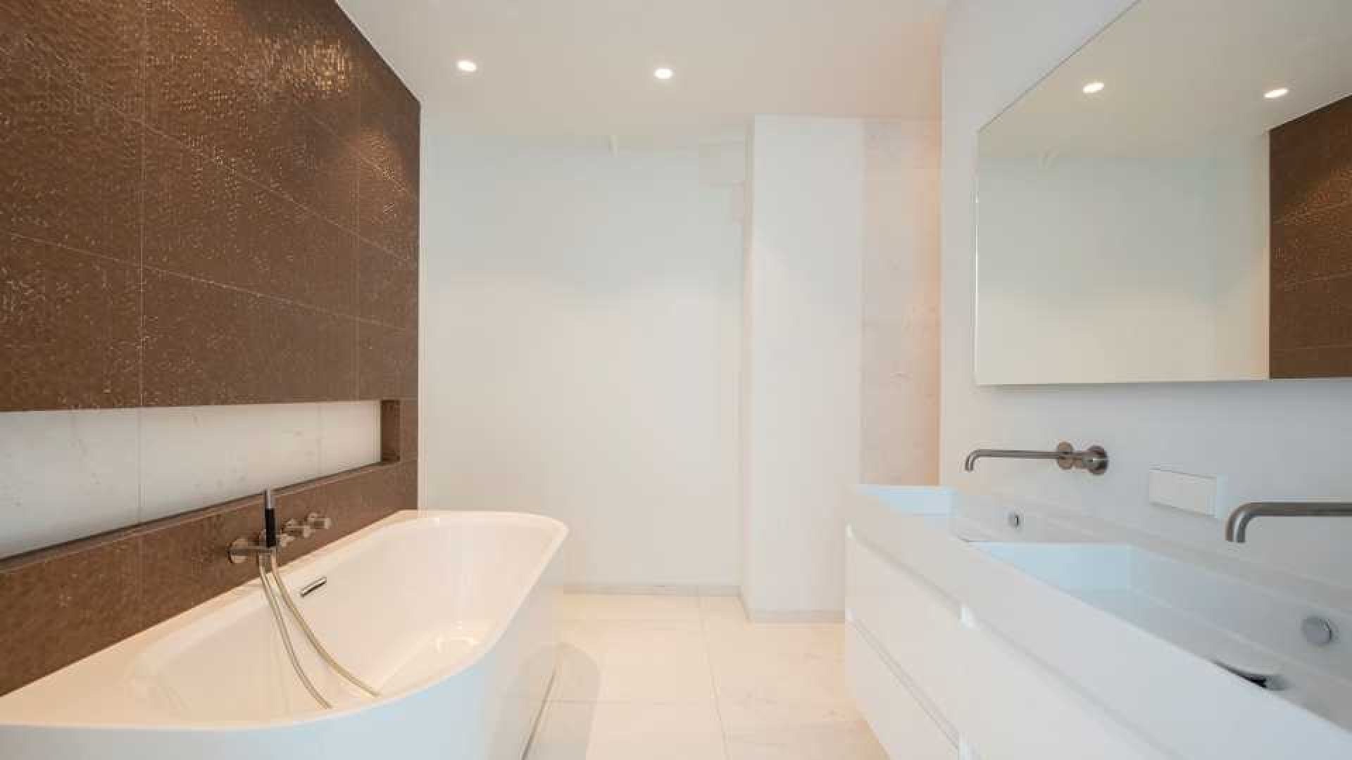 Zo luxe en bijzonder woont Glennis Grace. Zie foto's 10