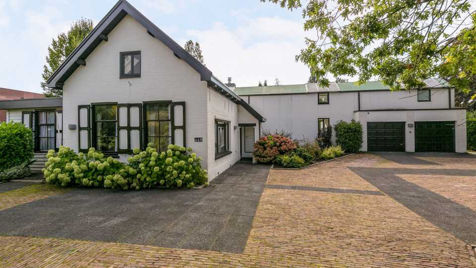 Dit is de luxe villa van zangeres Davina Michelle. Zie foto's. 1