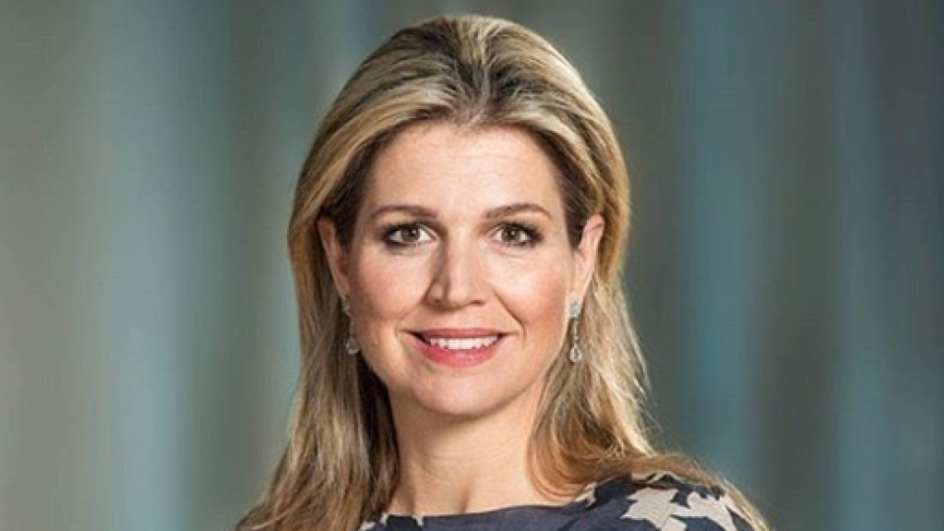 Hier heeft koningin Maxima haar mondkapje gekocht. 1