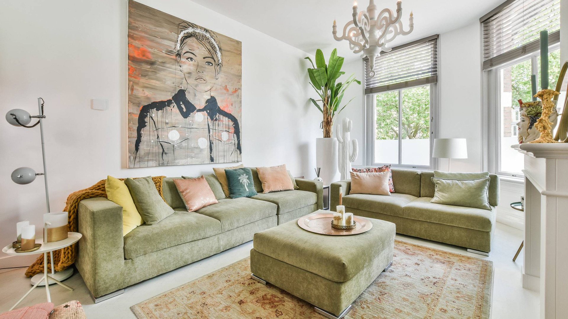 Bridget Maasland zet haar luxe dubbele benedenhuis in Amsterdam te koop. Zie foto's 2