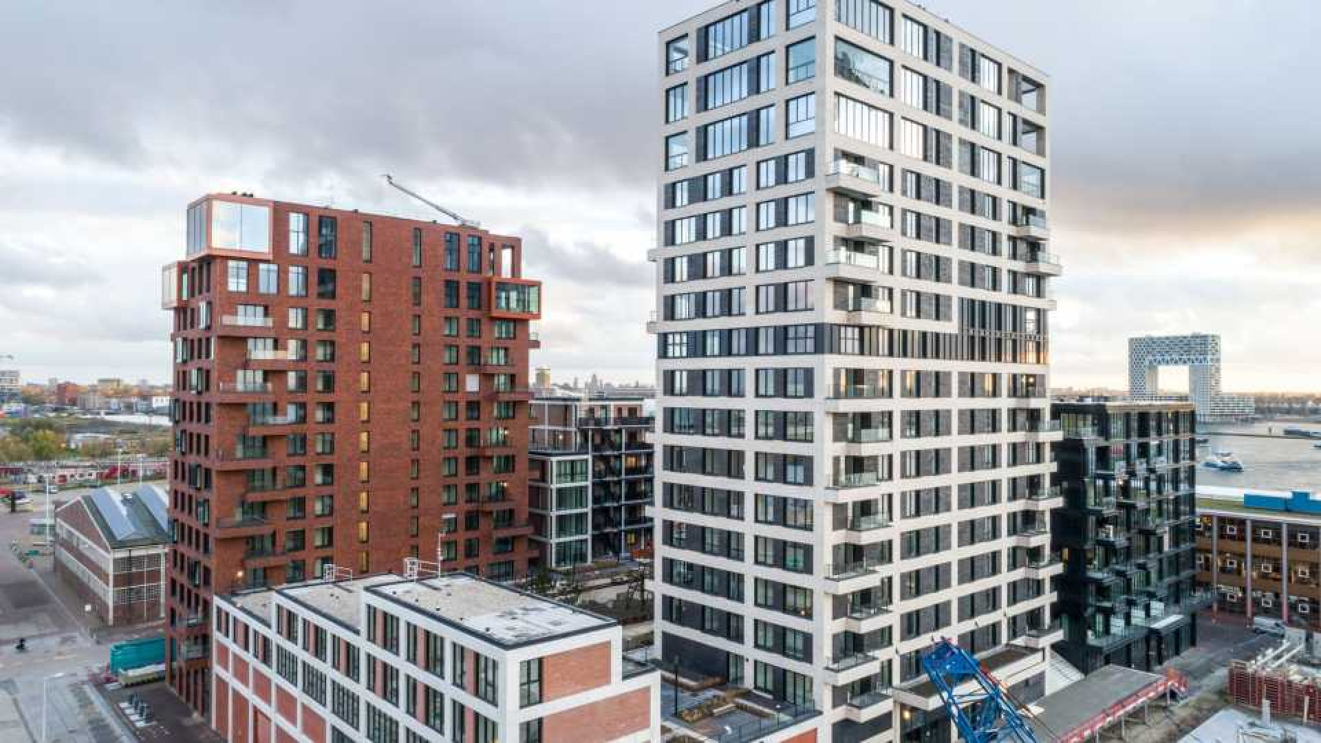 Binnenkijken in appartement van Donny Roelvink en zijn vriendin Janice. 13