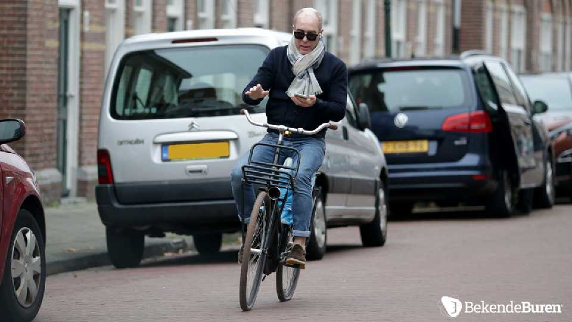 Dit gaat Rogier honderden euro's boete kosten. Zie exclusieve beelden