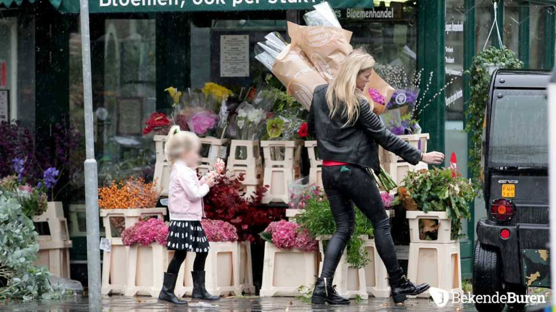 Was ruzie de aanleiding voor Nicolette van Dam om dit te doen? Zie foto's 7