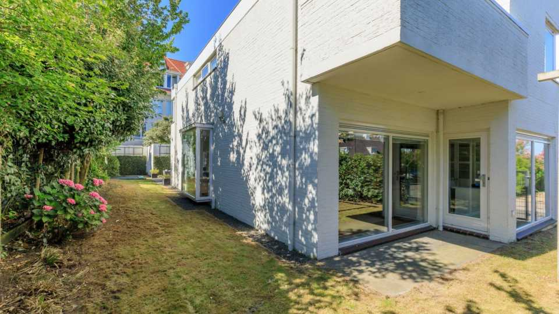 Prins Pieter Christiaan van Vollenhoven zet zijn villa te koop. Zie binnenfoto's