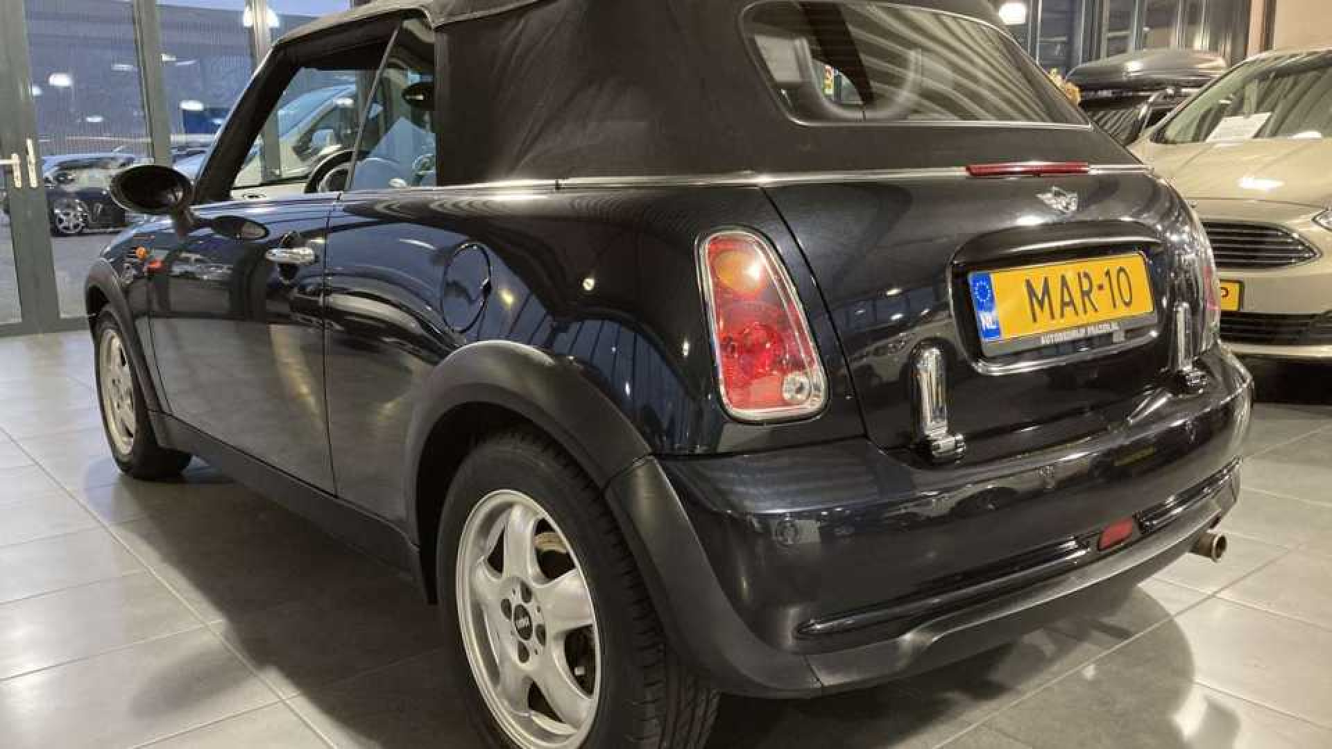 Auto van Martien Meiland te koop Zie foto's 4