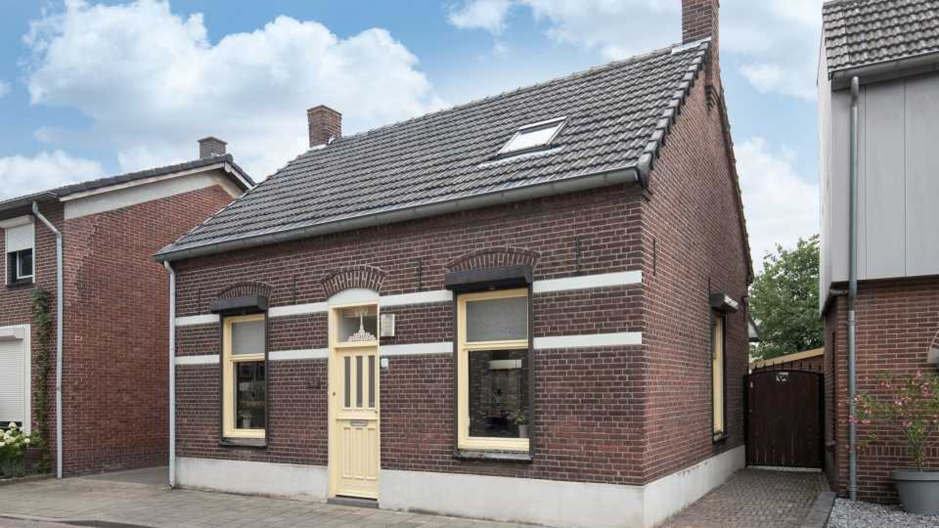 Guido Weijers kocht dit huis met zijn ouders. Zie foto's 2