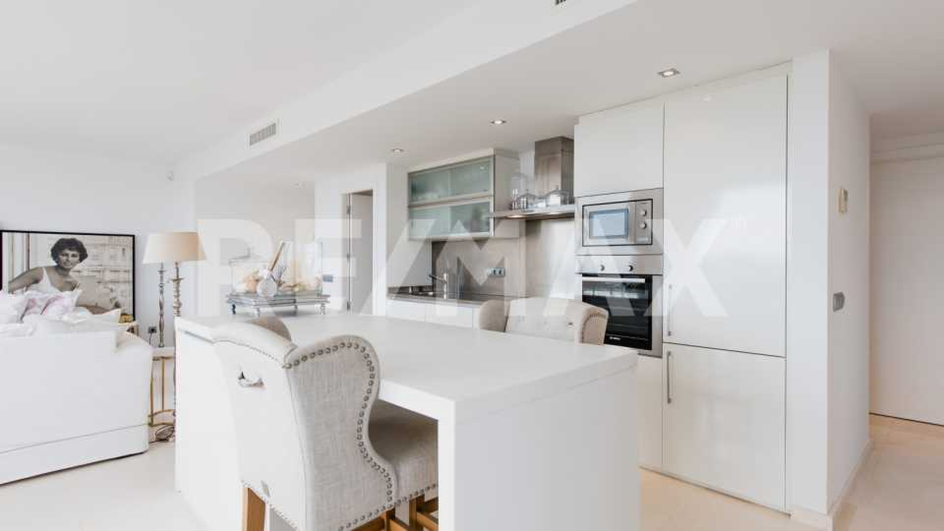 Estelle Cruijff moet gedwongen haar Ibiza appartement verkopen. Zie foto's plus video 5