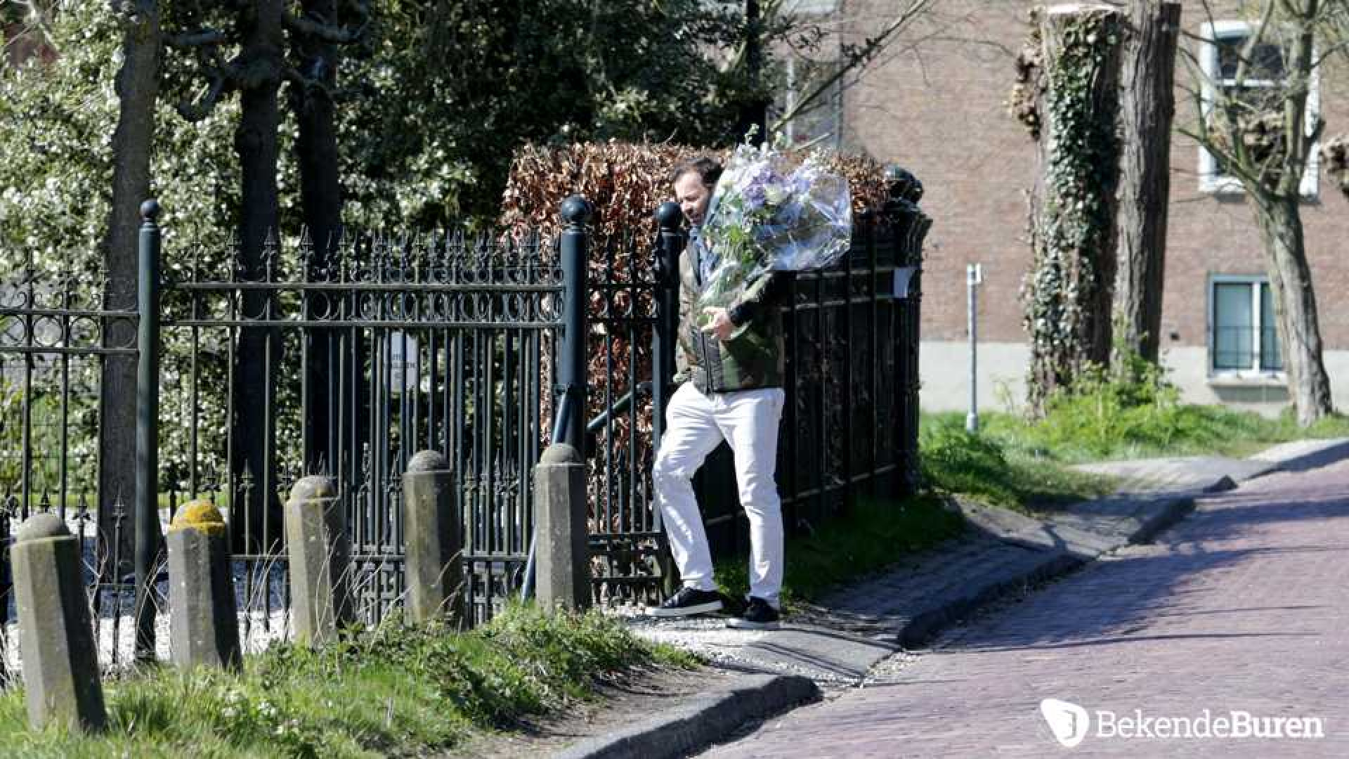 RTL baas Peter van der Vorst heeft blijkbaar wat goed te maken. Kijk maar! 8