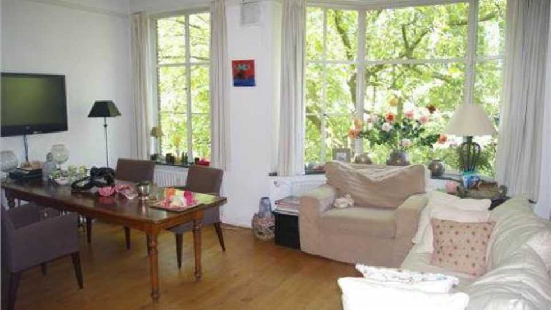 Astrid Joosten koopt samen met haar Rob dit luxe Amsterdamse appartement. Zie foto's 2