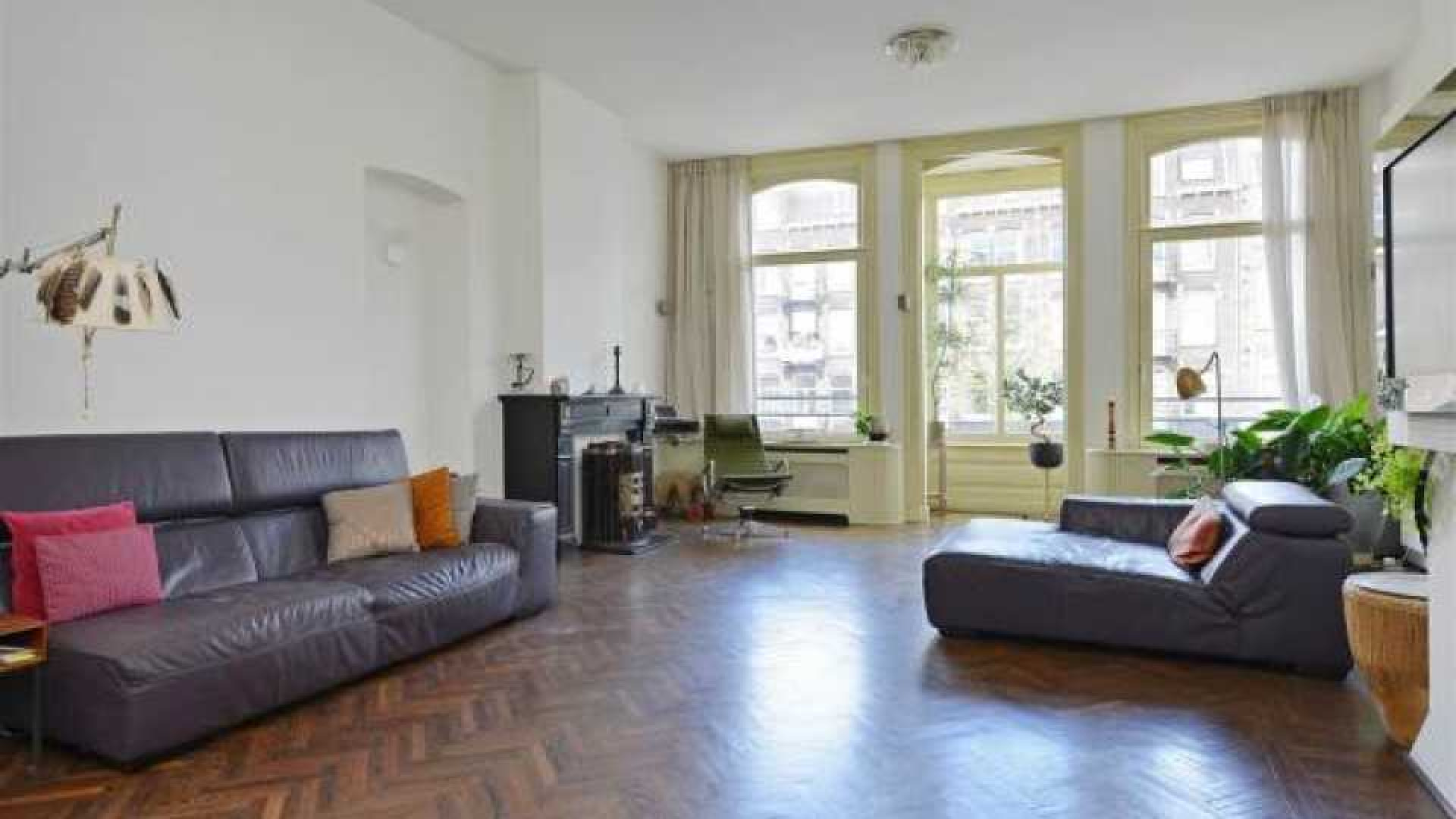 Binnenkijken in Amsterdamse appartement van waaruit Touriya Hauod nieuwe start maakt. Zie foto's 5