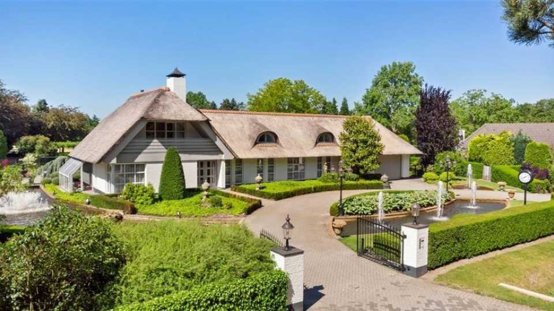 Voor deze prijs heeft Peter Gillis zijn villa in verkocht. Zie foto's 1