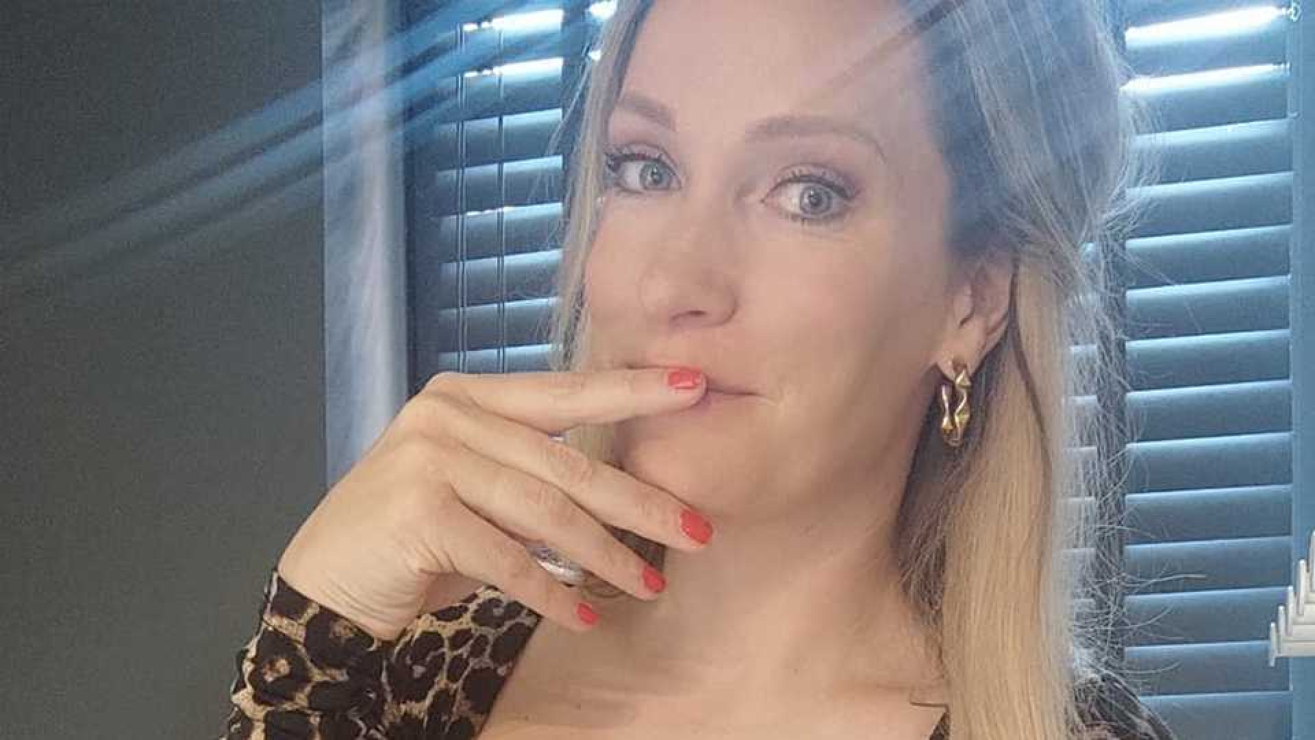 Helene Hendriks liegt keihard over haar gekochte villa! Zie foto's plus video 1