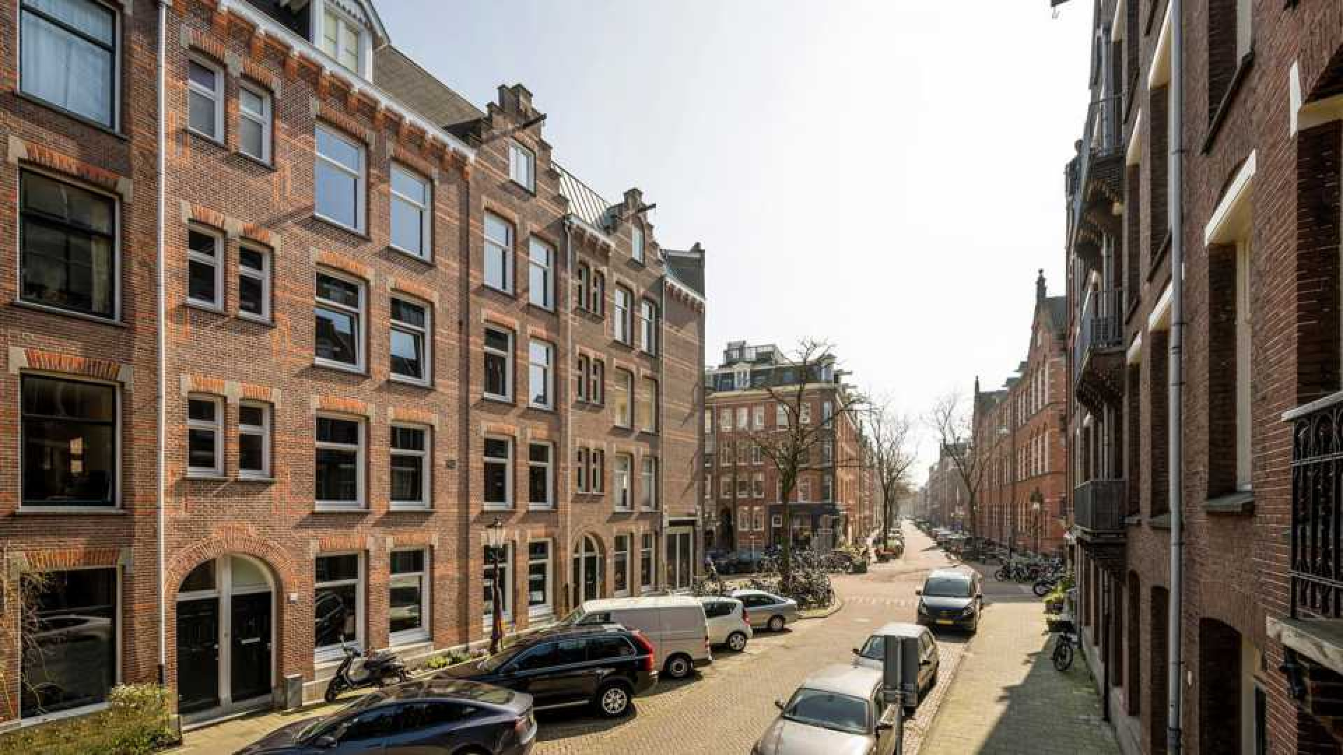 Zoon van overleden Jan des Bouvrie heeft Jan's appartement met leuke winst verkocht. Zie foto's 2