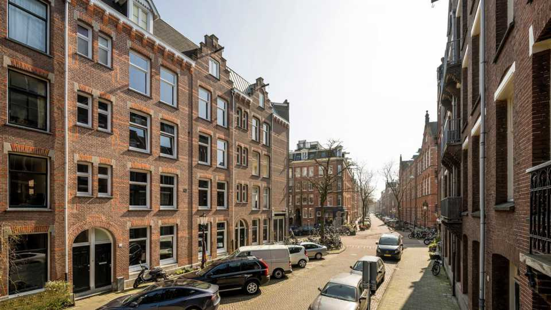 Zoon van overleden Jan des Bouvrie heeft Jan's appartement met leuke winst verkocht. Zie foto's 2