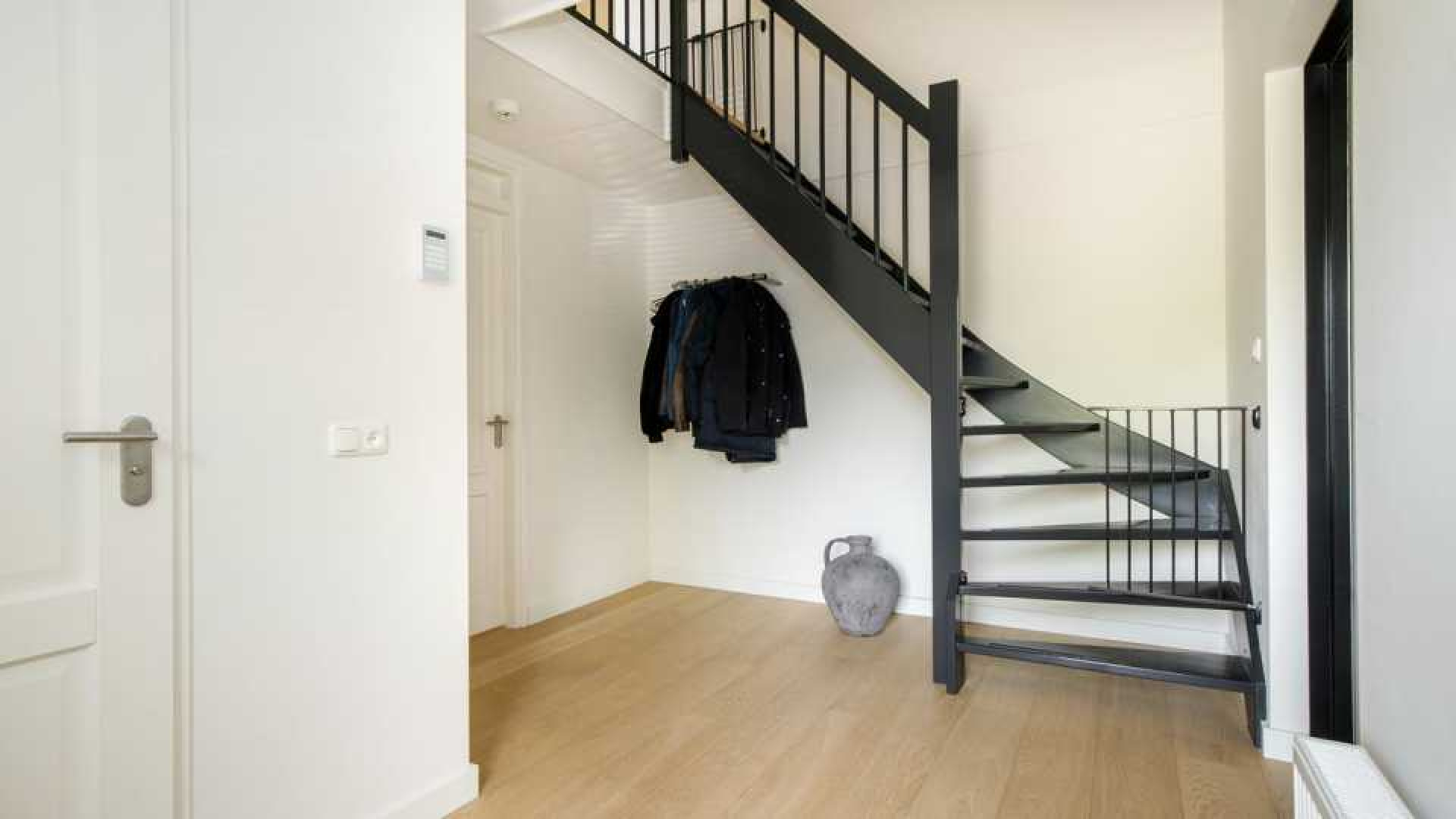 Sven Kramer zet zijn vrijstaande villa te koop. Zie foto's 12