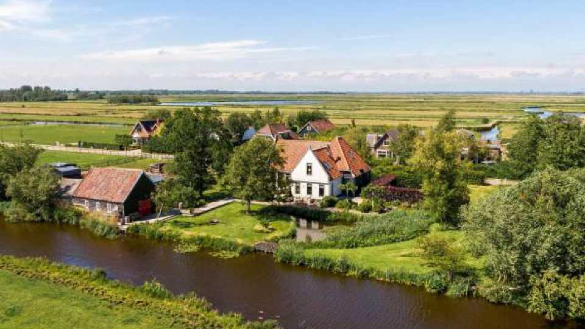 Carlo Boszhard koopt miljoenen villa. Zie foto's 3