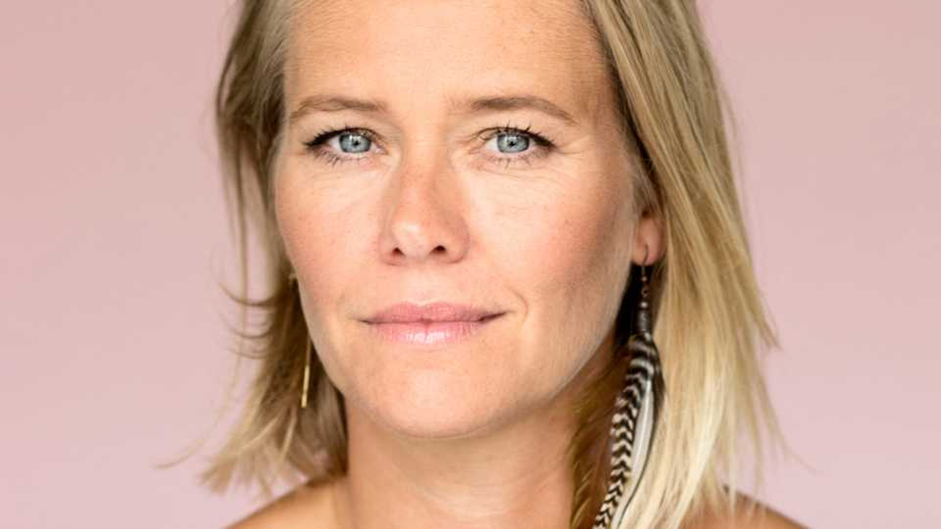 Liesbeth Kamerling zet haar miljoenenpand te koop en maakt haar miljonair! Zie foto's 1