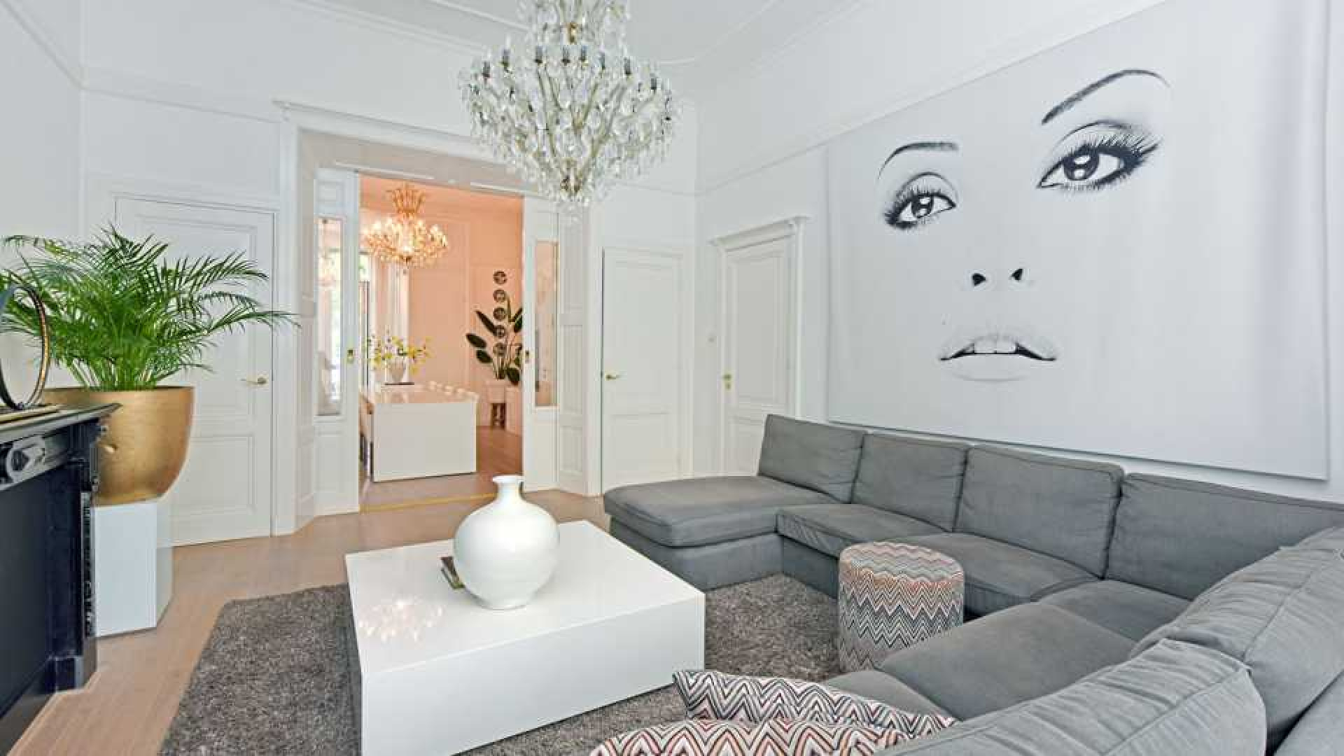 Nieuwe liefde Leontine Borsato casht tonnen euro's na verkoop scheidingshuis. Zie foto's