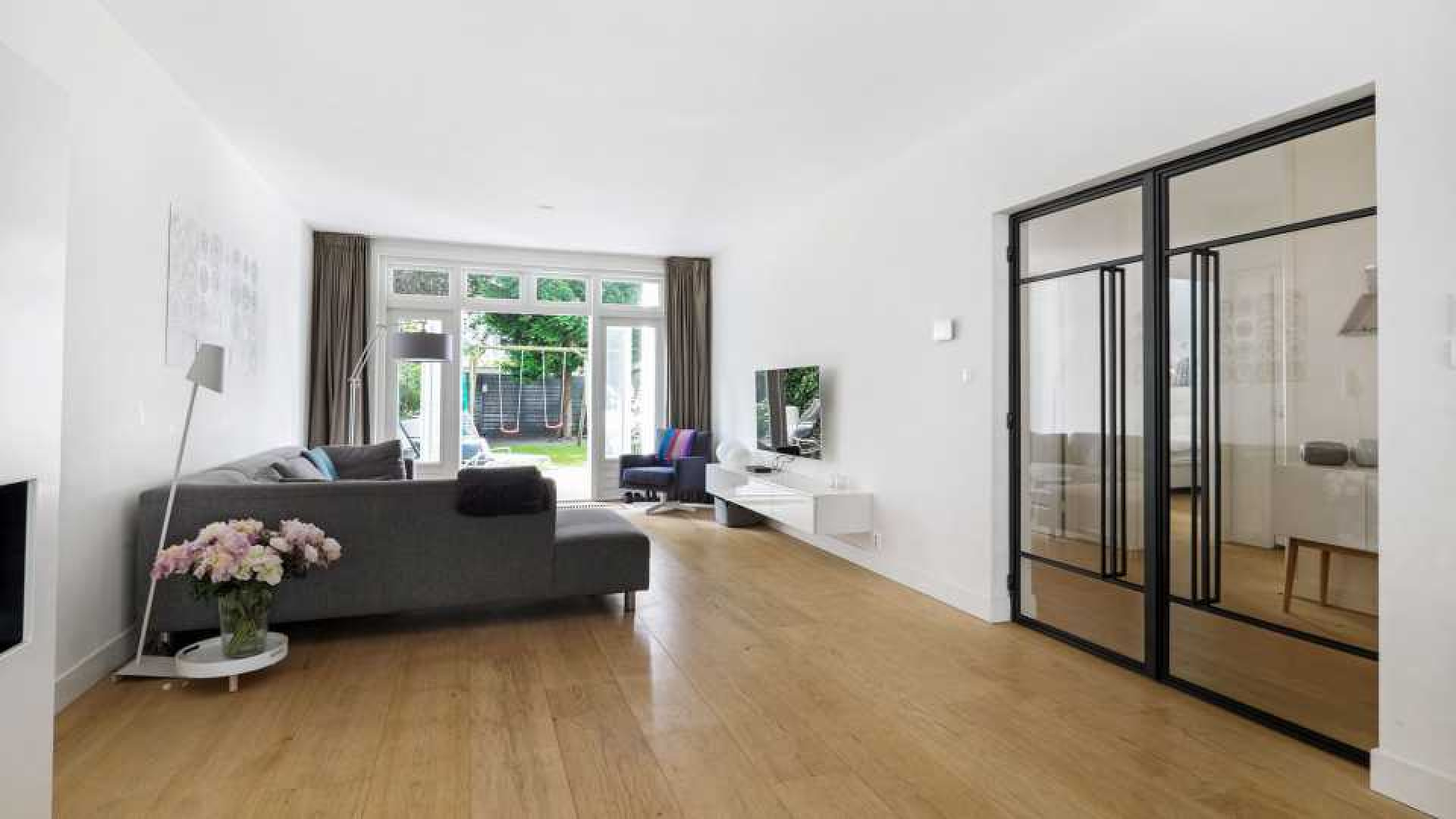 Binnenkijken in het prachtige Amsterdamse appartement van Thierry Baudet. Zie foto's 7