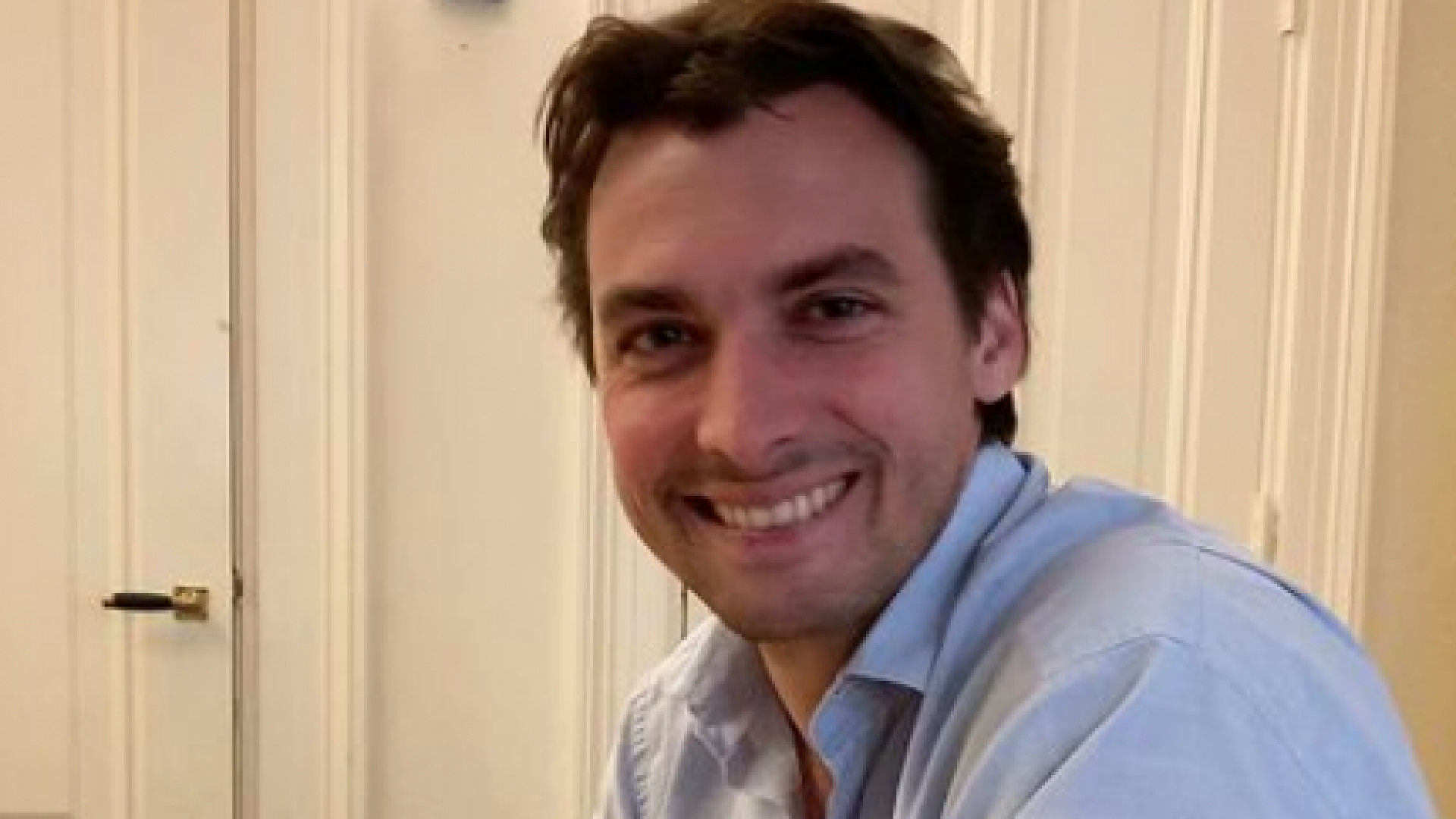 Binnenkijken in het prachtige Amsterdamse appartement van Thierry Baudet. Zie foto's 1