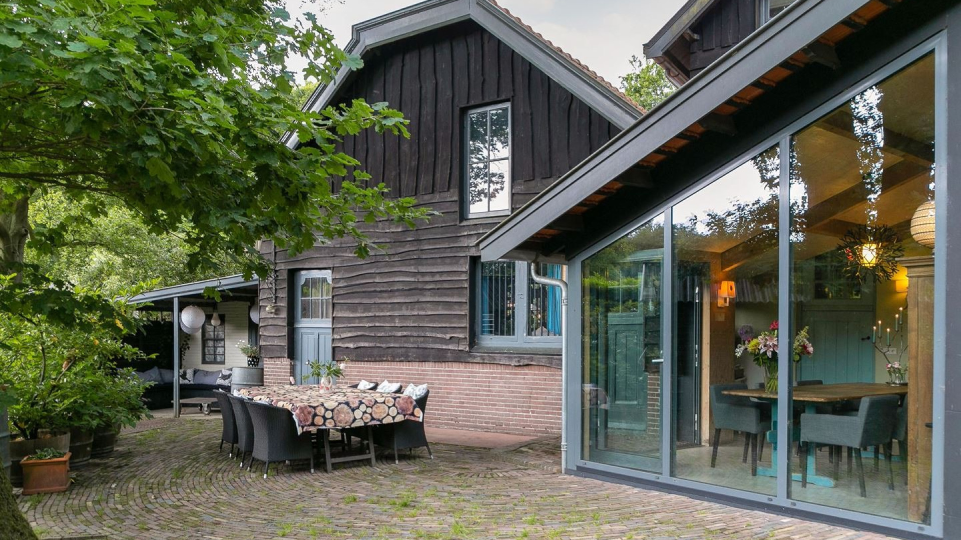 Zo maakte Leonie ter Braak haar villa verkoop klaar. Zie foto's 17