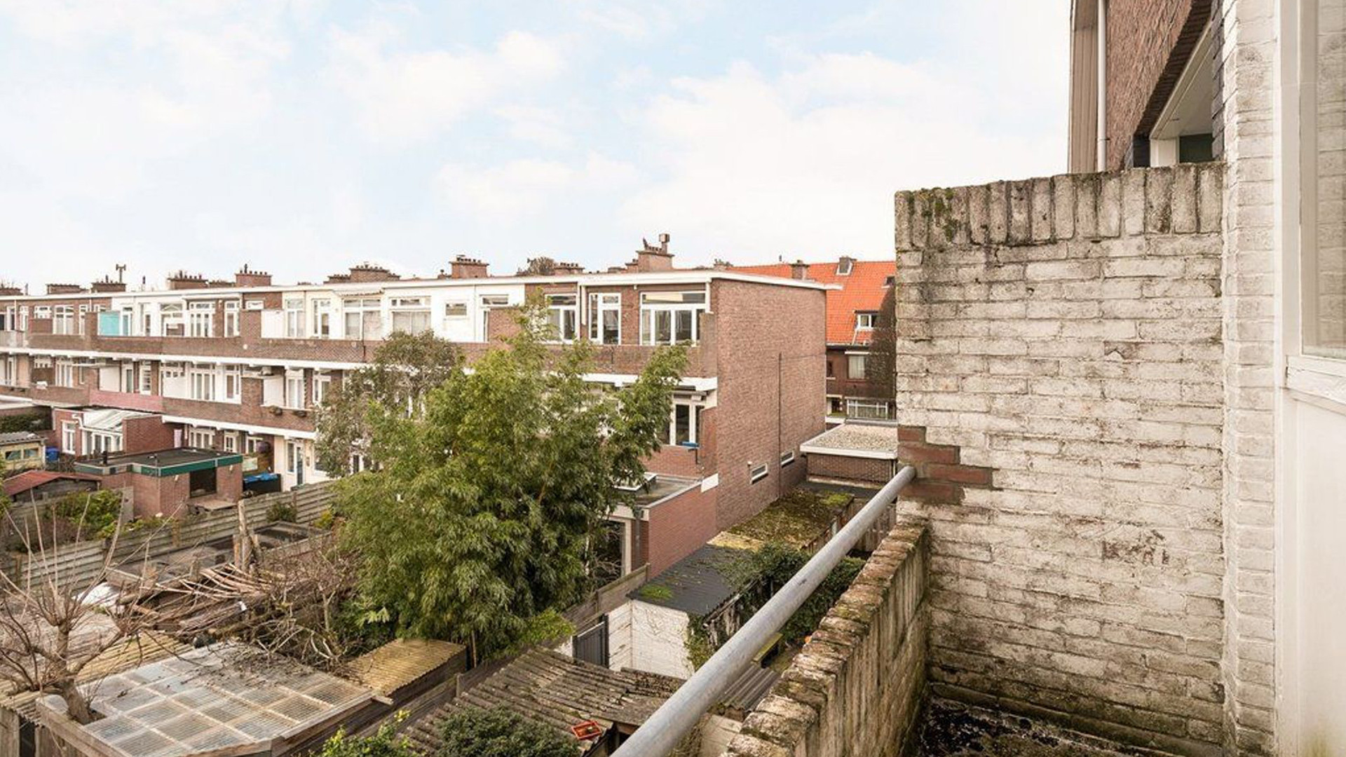 Vriend Monica Geuze kocht al eigen appartement. Zie foto's 19