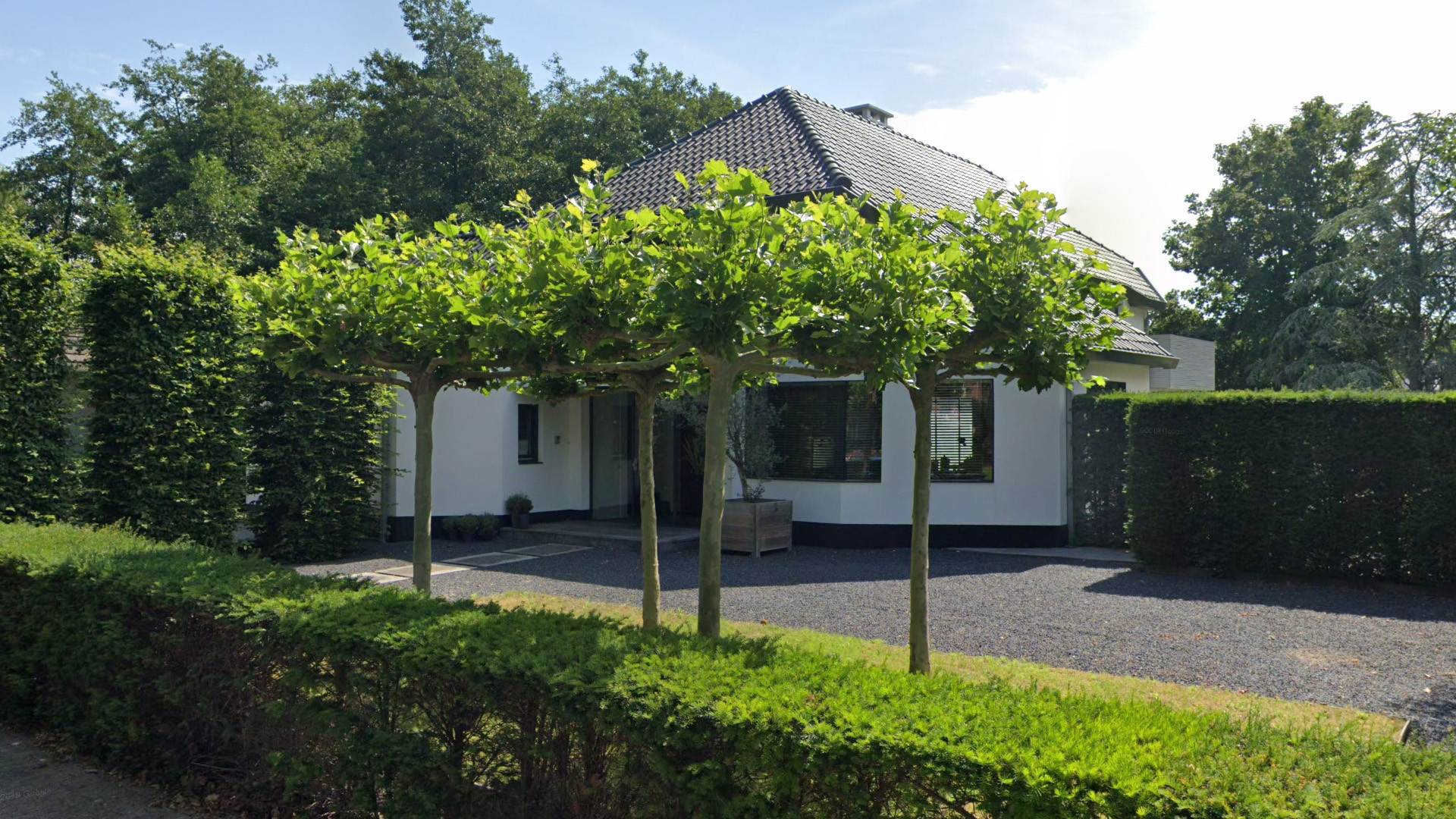 Daley Blind koopt miljoenen villa nabij Amsterdam. Zie foto's 3