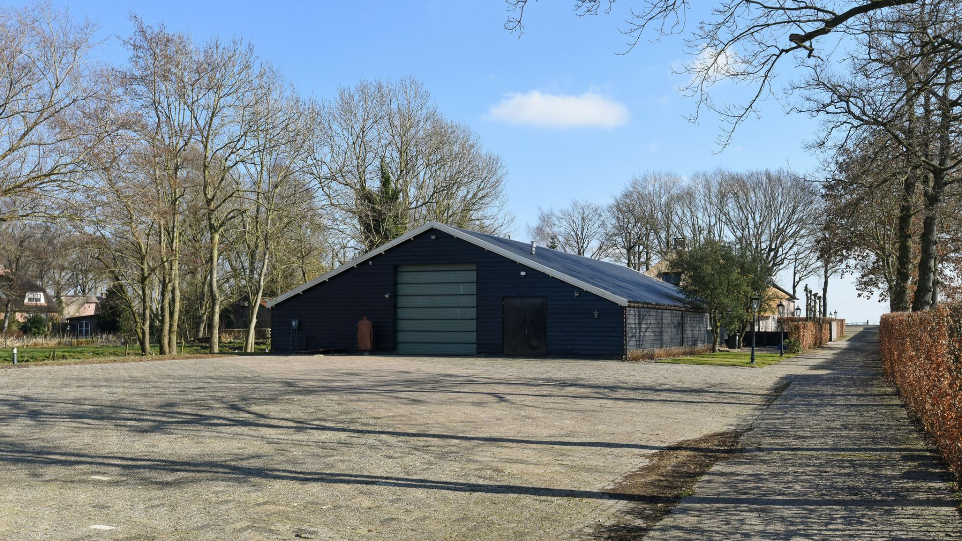 SBS Shownieuws deskundige William Rutten koopt deze miljoenen kostende boerderij. Zie foto's 26