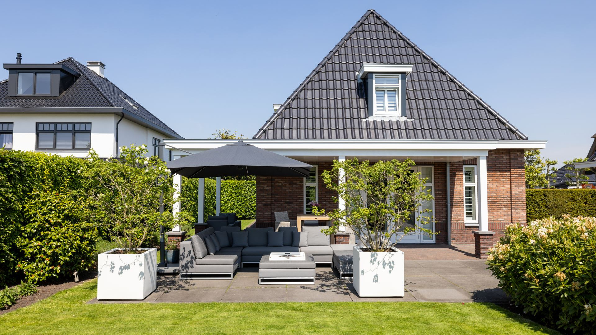 Keeper van Feijenoord koopt miljoenen villa in Berkel en Rodenrijs. Zie foto's 26