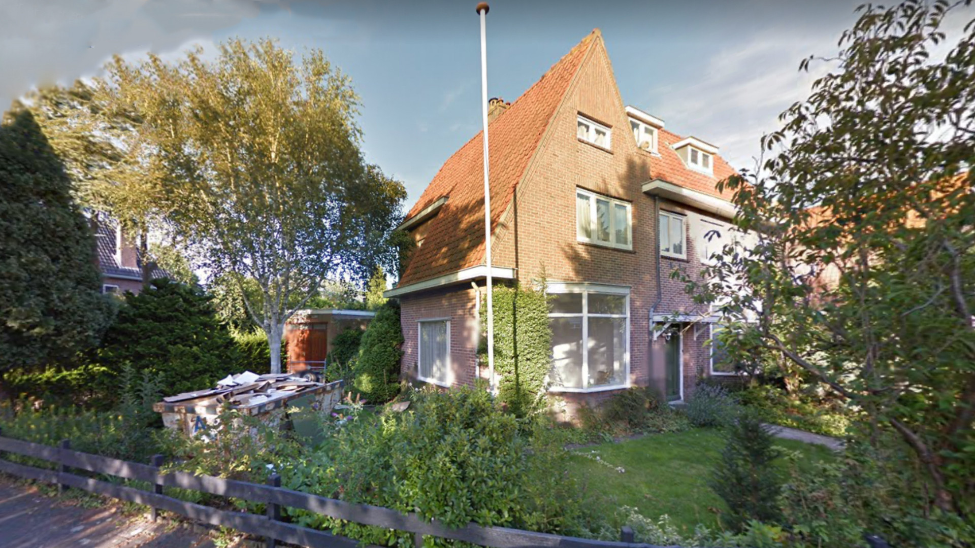 Rick Engelkes van mijoenen villa naar huurhuis. Zie foto's 2