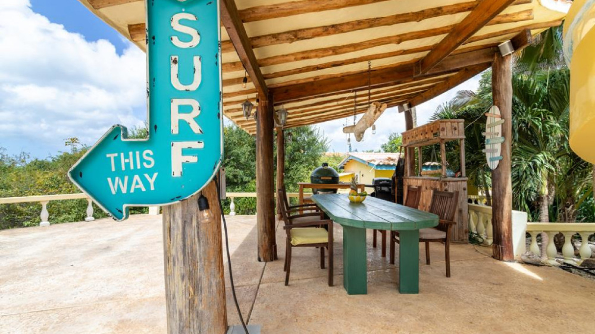 Nicolette Kluijver zet haar paradijs op Bonaire te koop.  Bekijk alle foto's 12