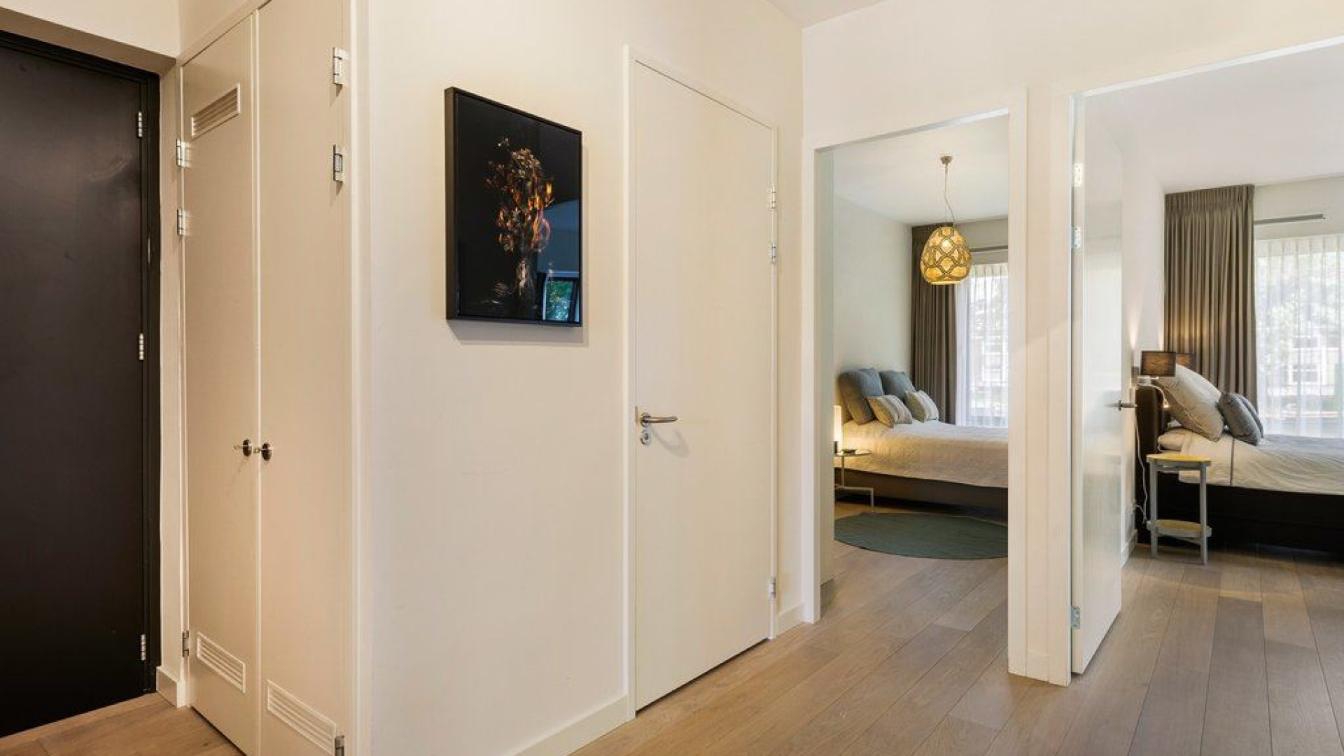 Touriya Haoud verhuist naar dit luxe en dure Amsterdamse appartement. Zie foto's