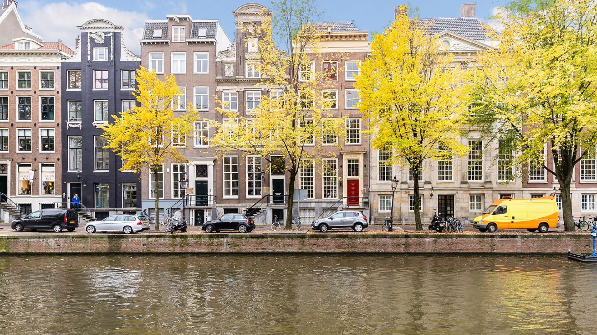 Sander Schimmelpenninck verkoopt zijn Amsterdamse grachtenappartement in recordtijd met vette winst. Zie de foto's 2