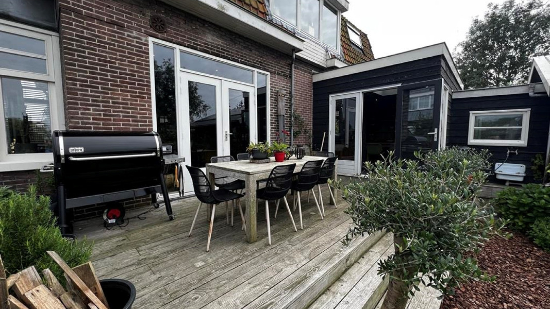 TV Kok Hugo Kennis van Eigen Huis en Tuin zet zijn leuke knusse woning in Oostzaan te koop. Zie foto's 16