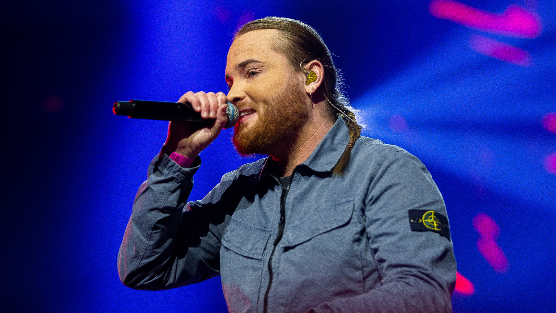 Rapper Donnie bereikt miljonairs status!  Zoveel geld heeft hij!! 1