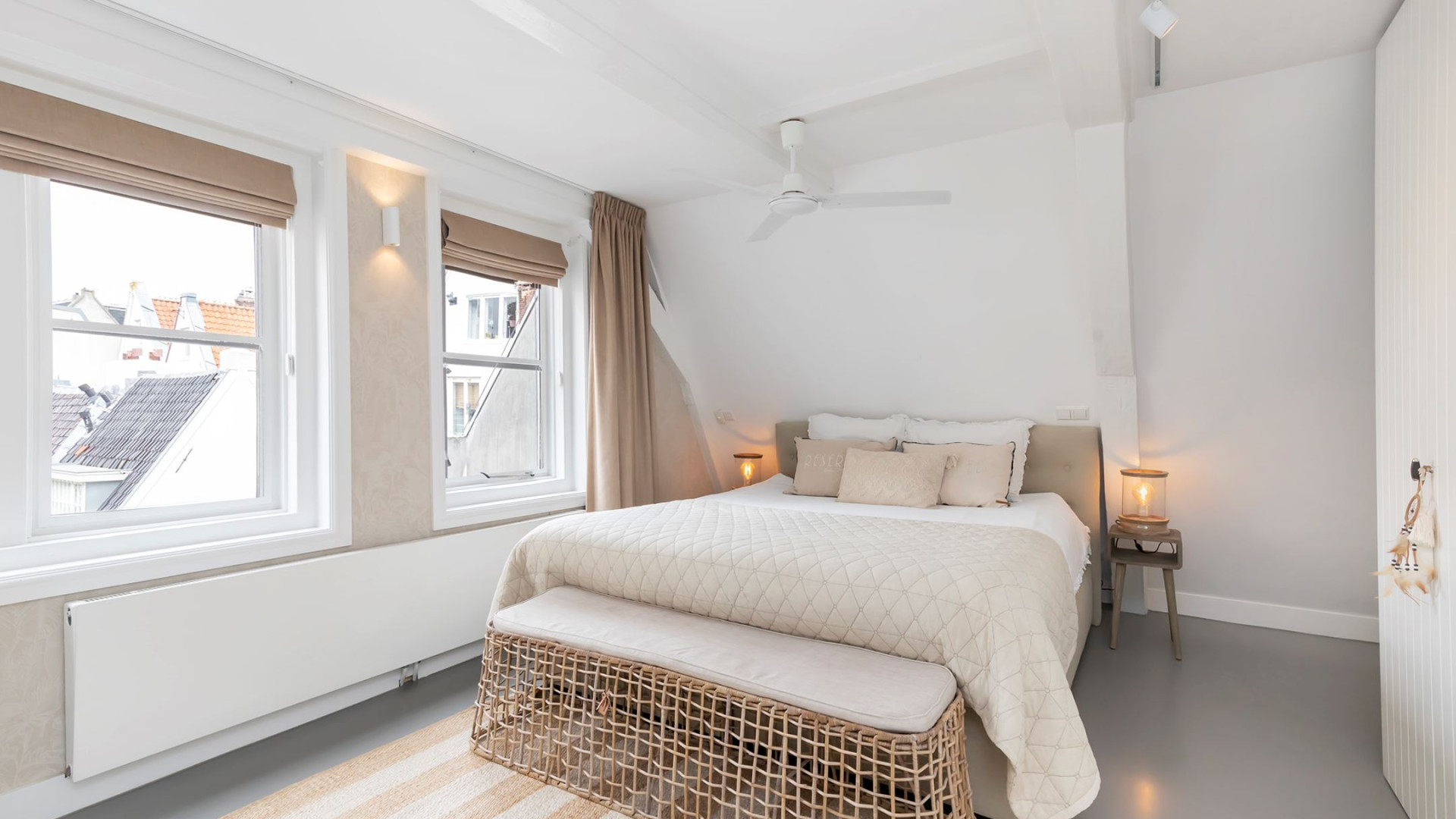 Sonja Bakker zet haar prachtige Amsterdamse penthouse aan de Herengracht te koop. Zie foto's 5
