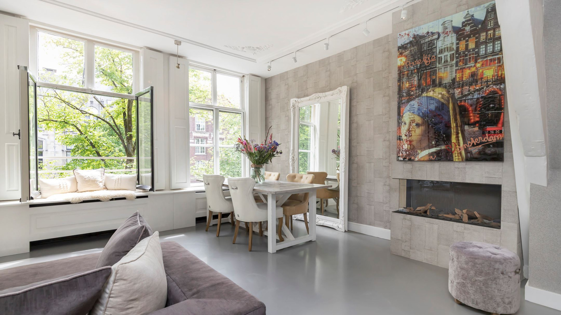 Sonja Bakker zet haar prachtige Amsterdamse penthouse aan de Herengracht te koop. Zie foto's 8