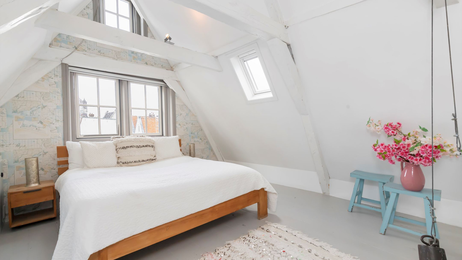 Sonja Bakker zet haar prachtige Amsterdamse penthouse aan de Herengracht te koop. Zie foto's 15
