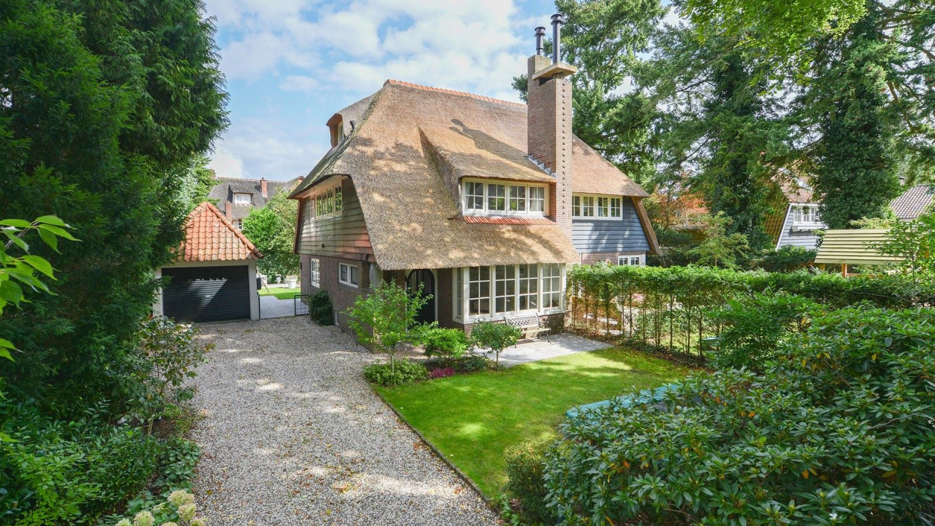 Binnenkijken in het nieuwe landhuis van Leontine Borsato. Zie foto's 1