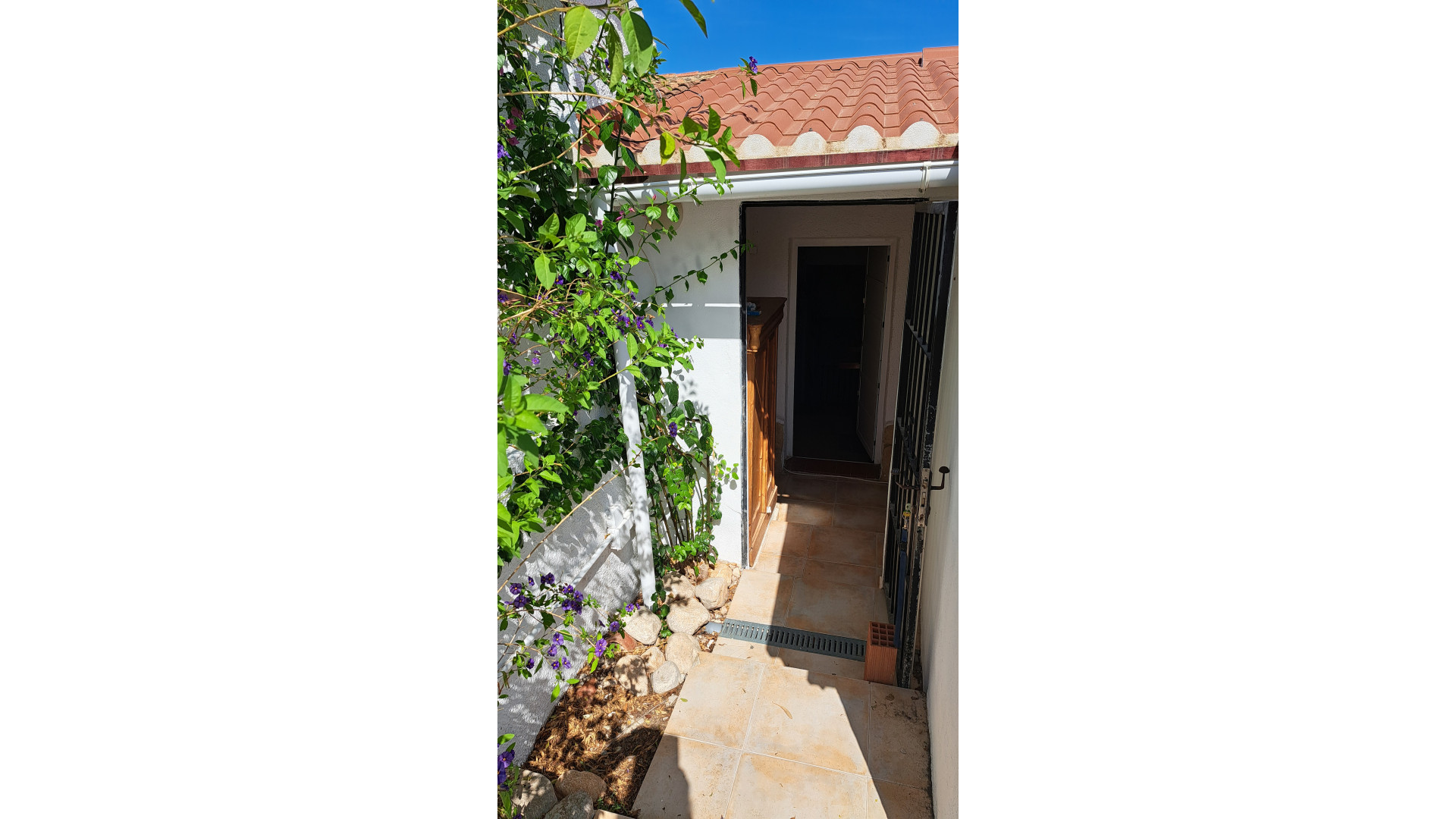 Bekendeburen heeft voor weinig geld dit leuke klushuis in Spanje te koop. Zie foto's 13