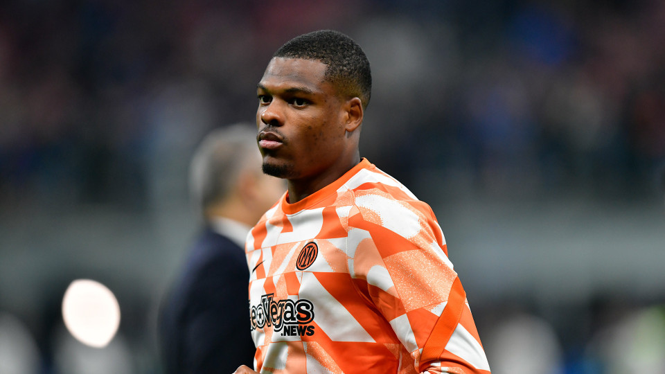 Deze Nederlandse villa is van naar Real Madrid vertrekkende voetballer Denzel Dumfries. Zie foto’s
