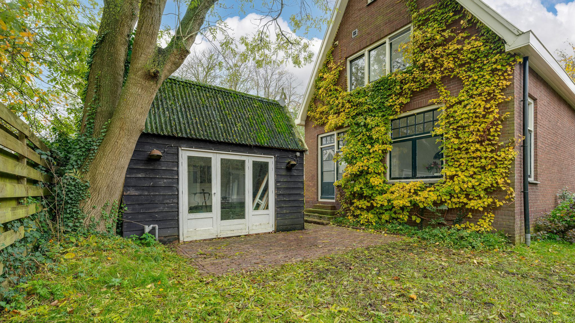 VERKOCHT: Landhuis burgemeester Femke Halsema met prachtige winst verkocht. Zie foto's 37
