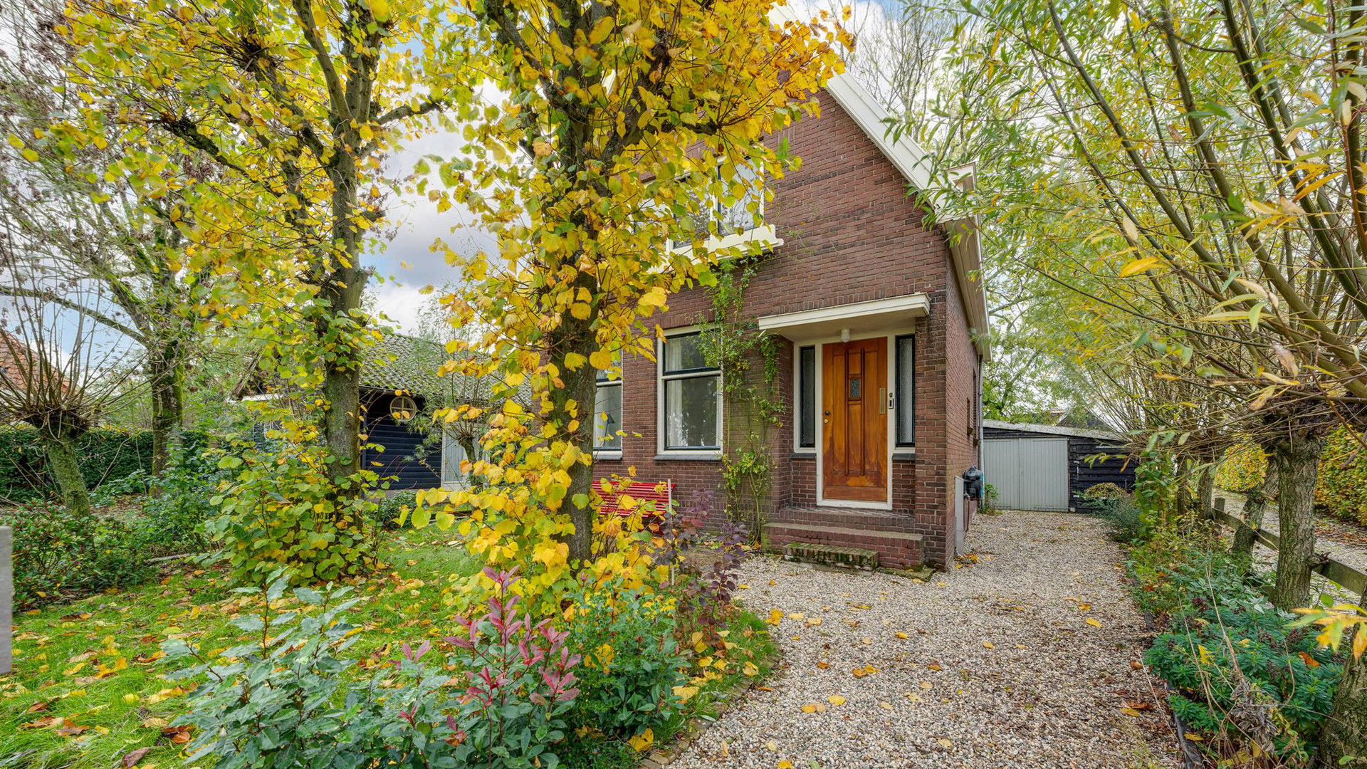 VERKOCHT: Landhuis burgemeester Femke Halsema met prachtige winst verkocht. Zie foto's 5
