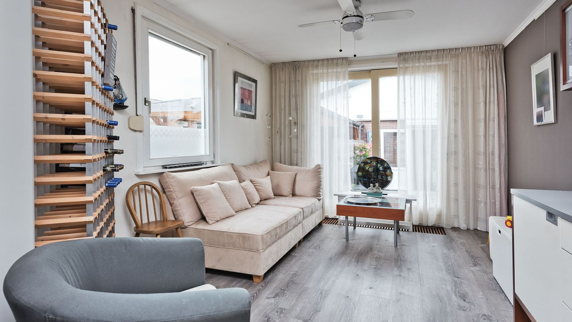 Hier start gescheiden Nicolette Kluijver een nieuwe leven . Zie foto's 6