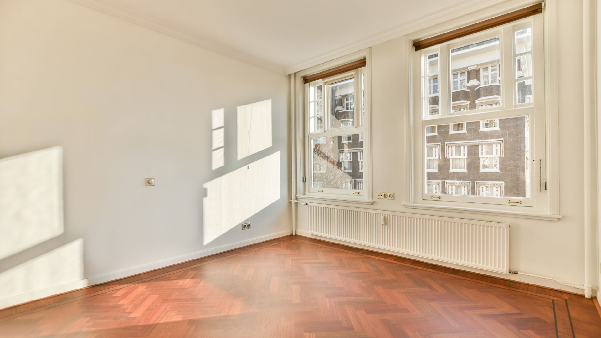 Appartement Chazia Mourali van PowNed met tonnen euro's winst verkocht.  Zie foto's 14
